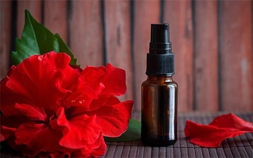 How to use hibiscus for hair care?